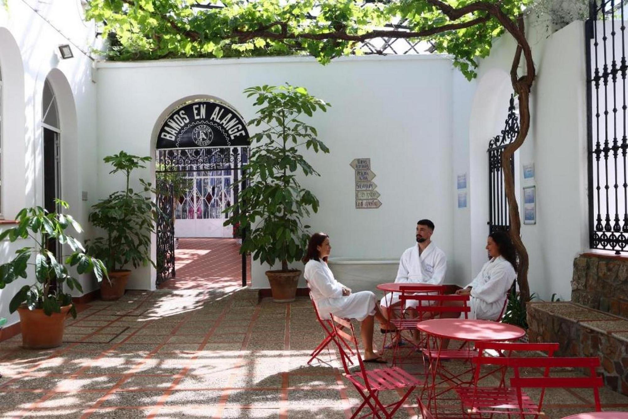 Hotel Varinia Serena - Balneario De Alange Luaran gambar