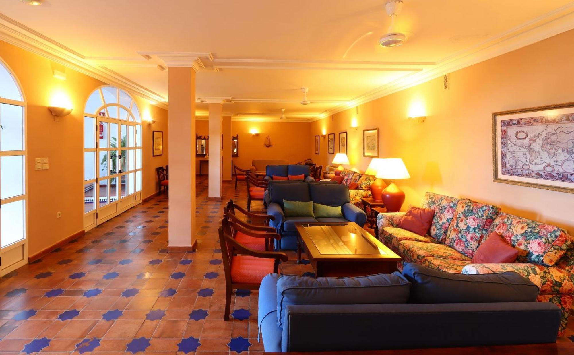 Hotel Varinia Serena - Balneario De Alange Luaran gambar